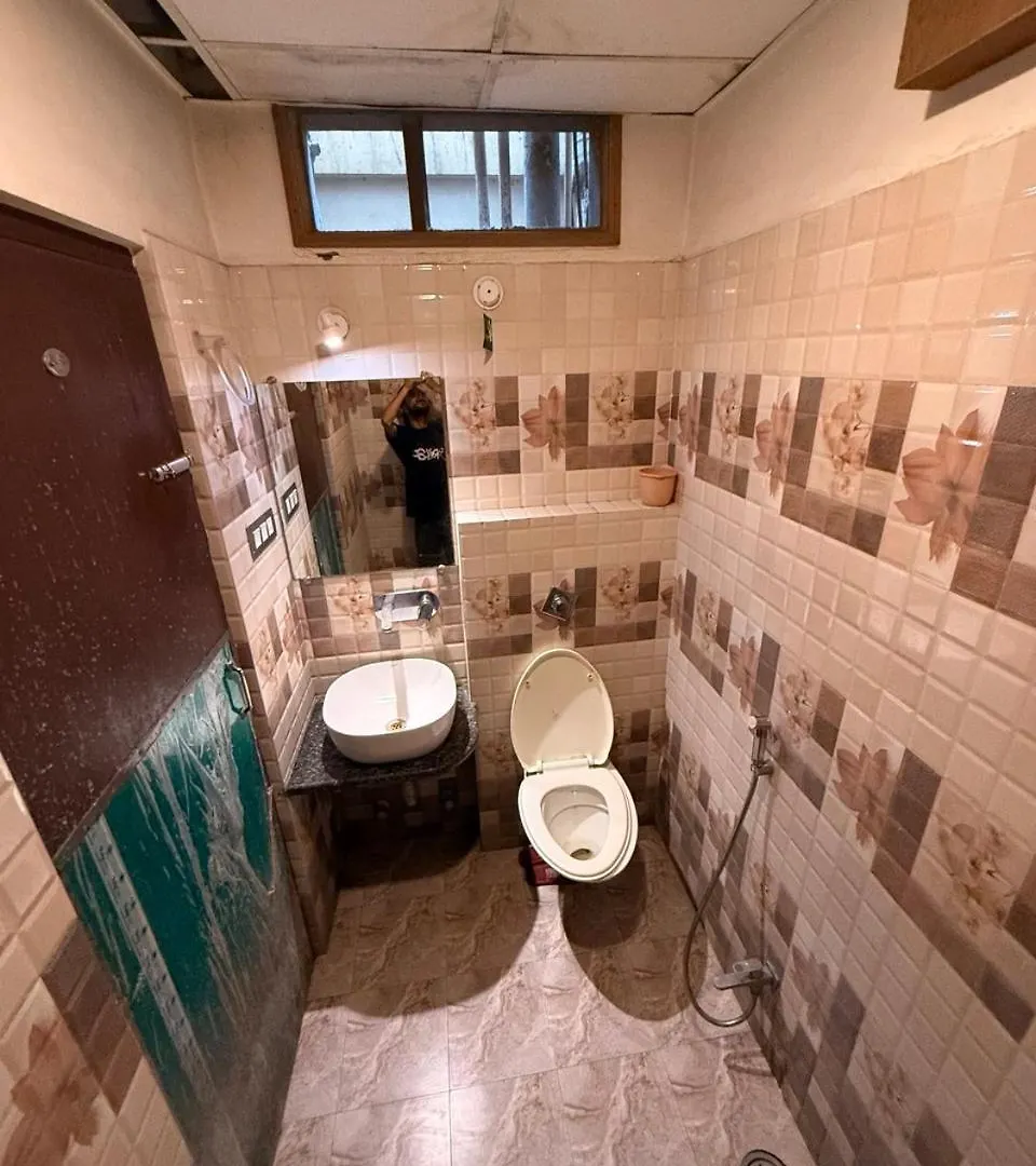 Raj Kamal Hotel Near Railway Junction Benares